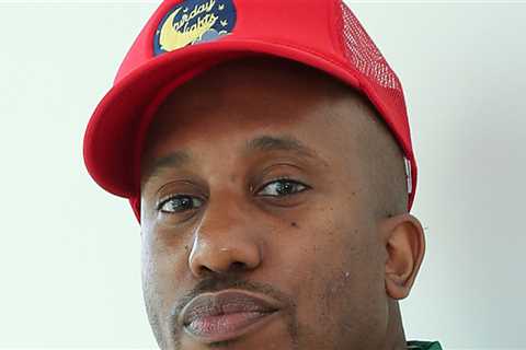 'SNL's Chris Redd Tearfully Details Dating Kenan Thompson's Ex Amid His Pill Problems