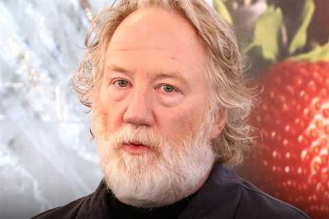 U.S. Marshals Assisting Police in Locating Timothy Busfield Amid Child Sex Abuse Allegations