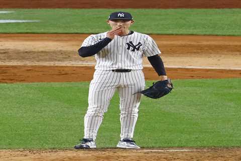 Emotional Luke Weaver confirms details of Yankees ending as he opens up on Mets deal