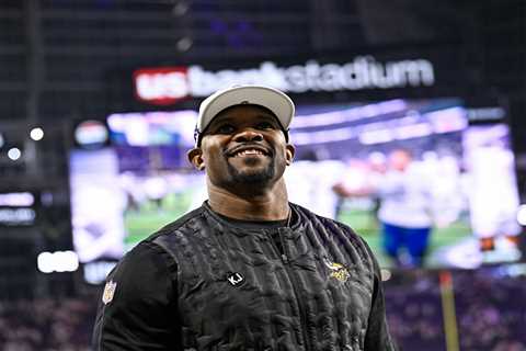 Steelers pick up coaching search with Brian Flores, Mike McCarthy interviews