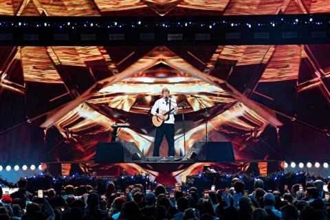 Ed Sheeran Describes ‘Coming Home Again’ to Dublin in Spotify’s ‘Billions Club Live With Ed..