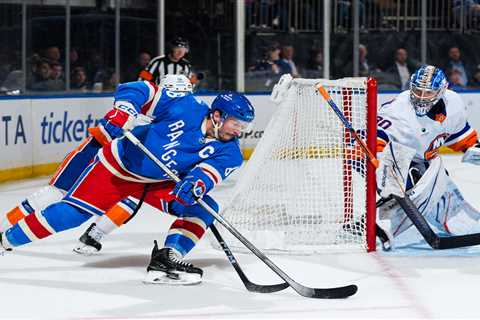theScore Bet bonus code NPNEWS: Bet $10, get $100 in bonus bets for Rangers vs. Islanders