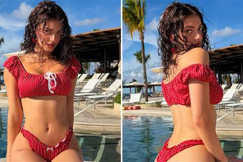 Cheek of the Week: Kelsey Calemine's Internet-Breaking Booty!