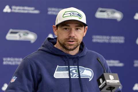 Raiders narrow down head coach search to two primary targets