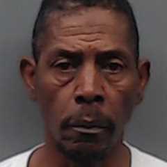 Patrick Mahomes Sr. arrested again after alleged booze violation