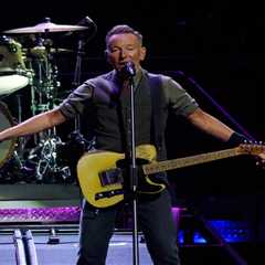 Bruce Springsteen’s Anti-ICE Song ‘Streets of Minneapolis’ Makes No. 1 Sales Debut