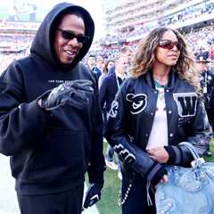Jay-Z Spotted With Daughters Blue Ivy & Rumi at Super Bowl 2026