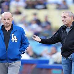 Lakers hire Dodgers exe to replace longtime president of business operations