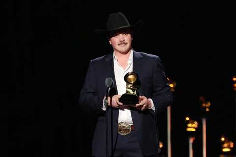 Zach Top Is First Winner in Brand-New Best Traditional Country Album Category