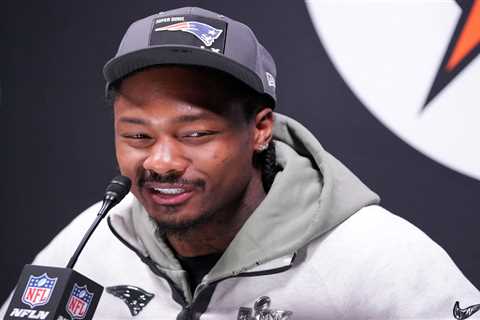 Patriots’ Stefon Diggs reveals his favorite Cardi B song — but he can’t say it out loud