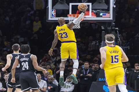 Nets receive royal LeBron James Lakers beating in possible New York finale