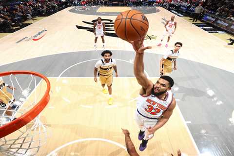 Knicks demolish Wizards for seventh straight win as trade deadline nears