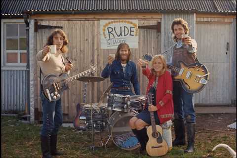 Paul McCartney Wonders ‘How Can I Ever Do Anything That’s Anywhere As Good As the Beatles?’ in ‘Man ..