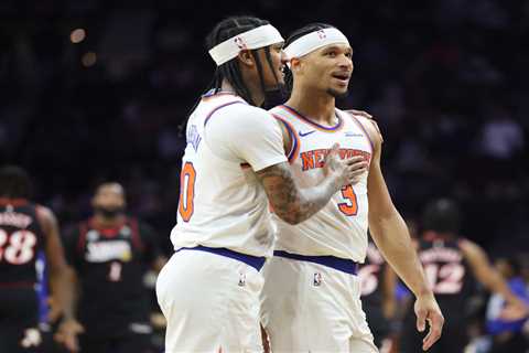 Knicks fans take over 76ers’ home arena — again
