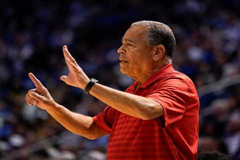 theScore Bet bonus code NPNEWS: Get a bet reset up to $1,000 for Houston vs. Iowa State