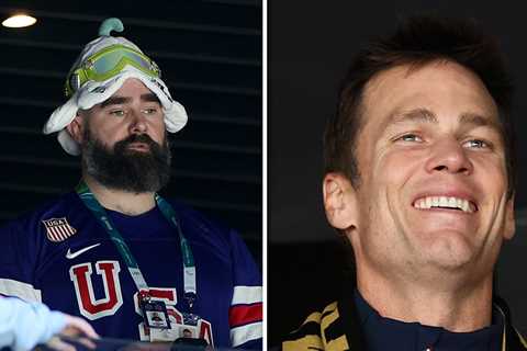 Tom Brady, Jason Kelce In Attendance As U.S. Women's Hockey Wins Gold Medal