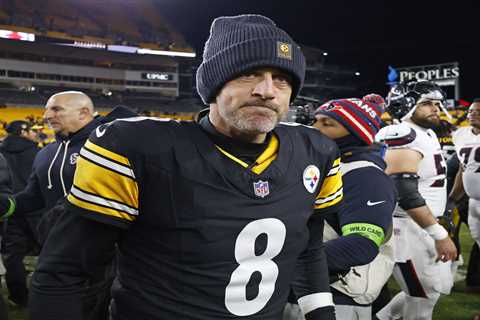 Steelers leaving door ‘open’ for Aaron Rodgers’ return as free agency nears