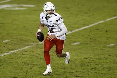 Cincinnati suing QB Brendan Sorsby for $1 million over transfer