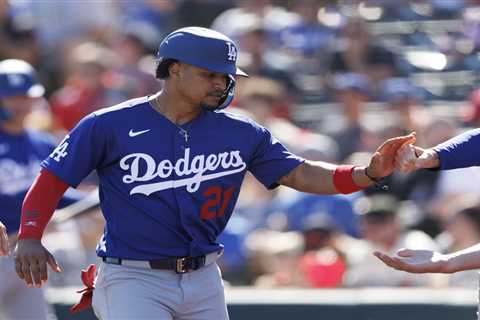 Ex-All-Star Santiago Espinal is real Dodgers roster candidate