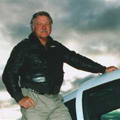 Bo Gritz, Former Green Beret Who Inspired 'Rambo,' Dead at 87