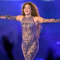 Shakira Breaks Record at Mexico’s Zócalo with 400,000 Attendees: ‘A Love Story That Can’t Be..