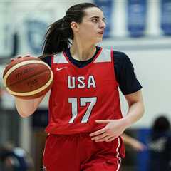 Fans confused by Caitlin Clark’s odd move after USA basketball win