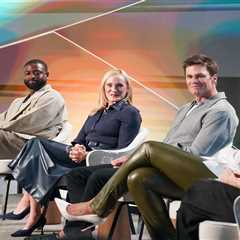 Tom Brady leads star-studded new Athlete Council as NIL explodes in college sports