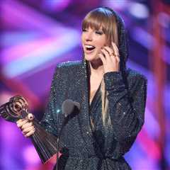 Taylor Swift Set to Appear at 2026 iHeartRadio Music Awards; John Mellencamp & Kehlani Added..