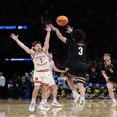 Nebraska escapes after Vanderbilt’s half court heave at buzzer nearly goes in