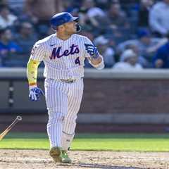 Francisco Alvarez comes through on both sides of ball in Mets’ Opening Day win