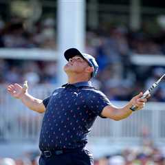 Gary Woodland wins Houston Open 30 months after brain surgery