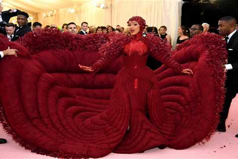 Cardi B’s Most Unforgettable Fashion Moments: 5 Iconic Outfits