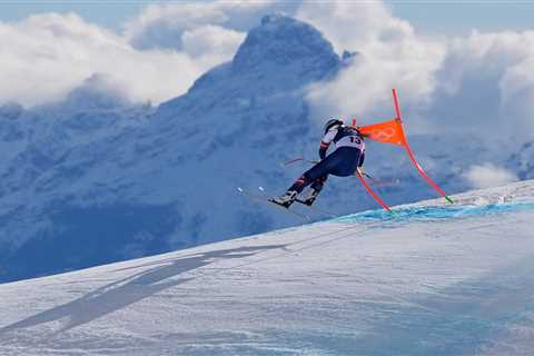 Lindsey Vonn recovery video shows skier working out with injured leg after Olympic crash