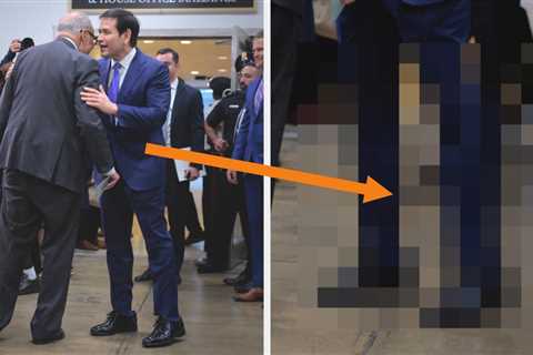 Apparently, Donald Trump Has Been Gifting His Cabinet Members This Very Specific Clothing Item, And ..