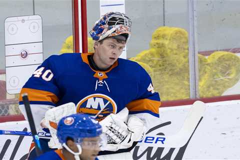 Islanders provide some clarity on Semyon Varlamov after rare practice appearance