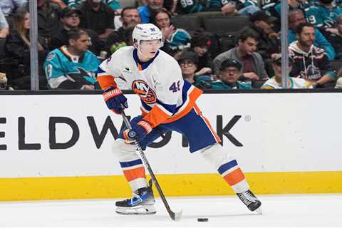 In his Toronto debut, Islanders’ Matt Schaefer is the hottest ticket in town