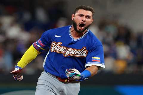 Team USA drops heartbreaker to Venezuela in WBC championship game