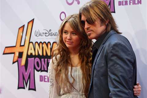 Miley Cyrus Says Having Dad Billy Ray Cyrus on ‘Hannah Montana’ Set Protected Her