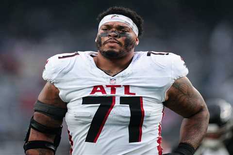 Cardinals’ Elijah Wilkinson gets into profane feud with Falcons fans after Atlanta exit