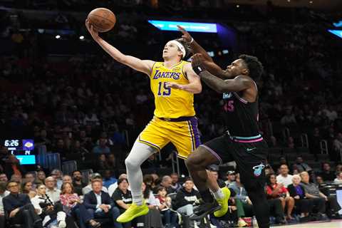 Luka Doncic leads Lakers with season-high 60 points to extend winning streak