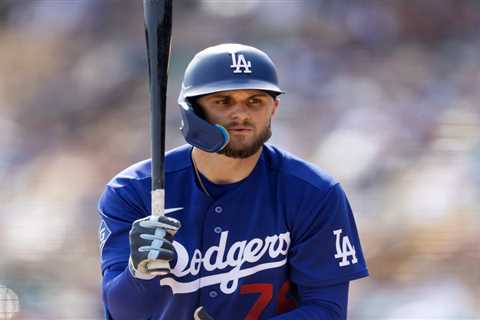 Dodgers pick Alex Freeland over Hyeseong Kim for final roster spot