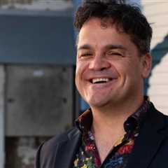 QMusic CEO Kris Stewart Steps Down After Five Years