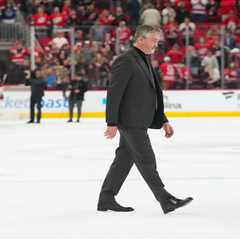 Islanders fire Patrick Roy, hire Peter DeBoer with four games left in stunner