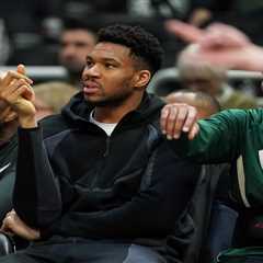 Giannis Antetokounmpo-Bucks drama feels insurmountable: ‘Doesn’t want to be here on any given day’