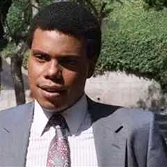 Detective Foster In 'Beverly Hills Cop' 'Memba Him?!