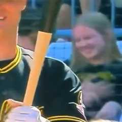 Pirates fans caught in awkward moment on broadcast