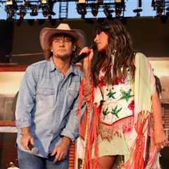 Ella Langley Surprises With Theo Von on ‘You Look Like You Love Me’ at Stagecoach 2026