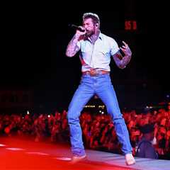 Post Malone Closes Out 2026 Stagecoach With Classic Country Hits, Big Guests & More
