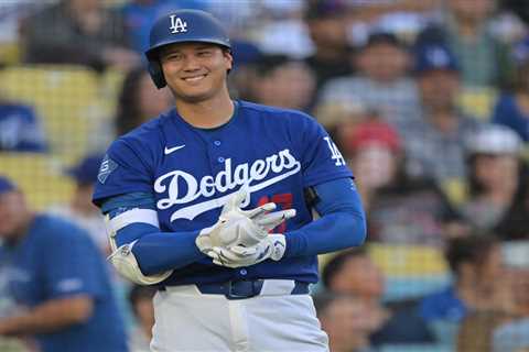 Dodgers will wear blue uniform as part of regular road rotation