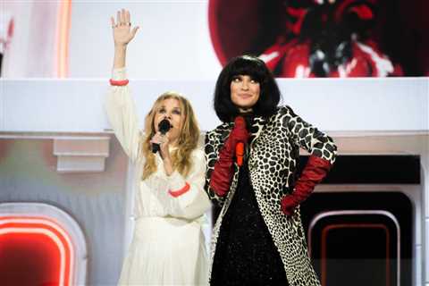 Laura Pausini Brings Out Jeanette & Pablo López in Madrid Concert: 5 Best Moments